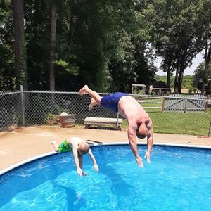 Meet your Posher, Debbie